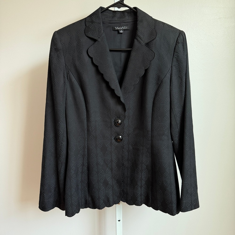 Tahari Black Blazer Jacket‎ Scalloped Trim Luxury Career Office